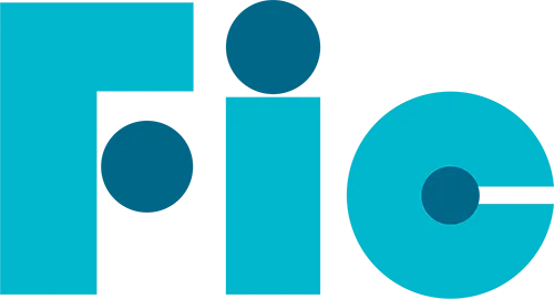 Logo Fio : Design moderne bleu cyan et formes géométriques Logo stylisé 'Fio' en bleu cyan et bleu foncé, utilisant des formes géométriques : un 'F' et un 'i' rectangulaires avec des cercles, et un 'o' circulaire ouvert.